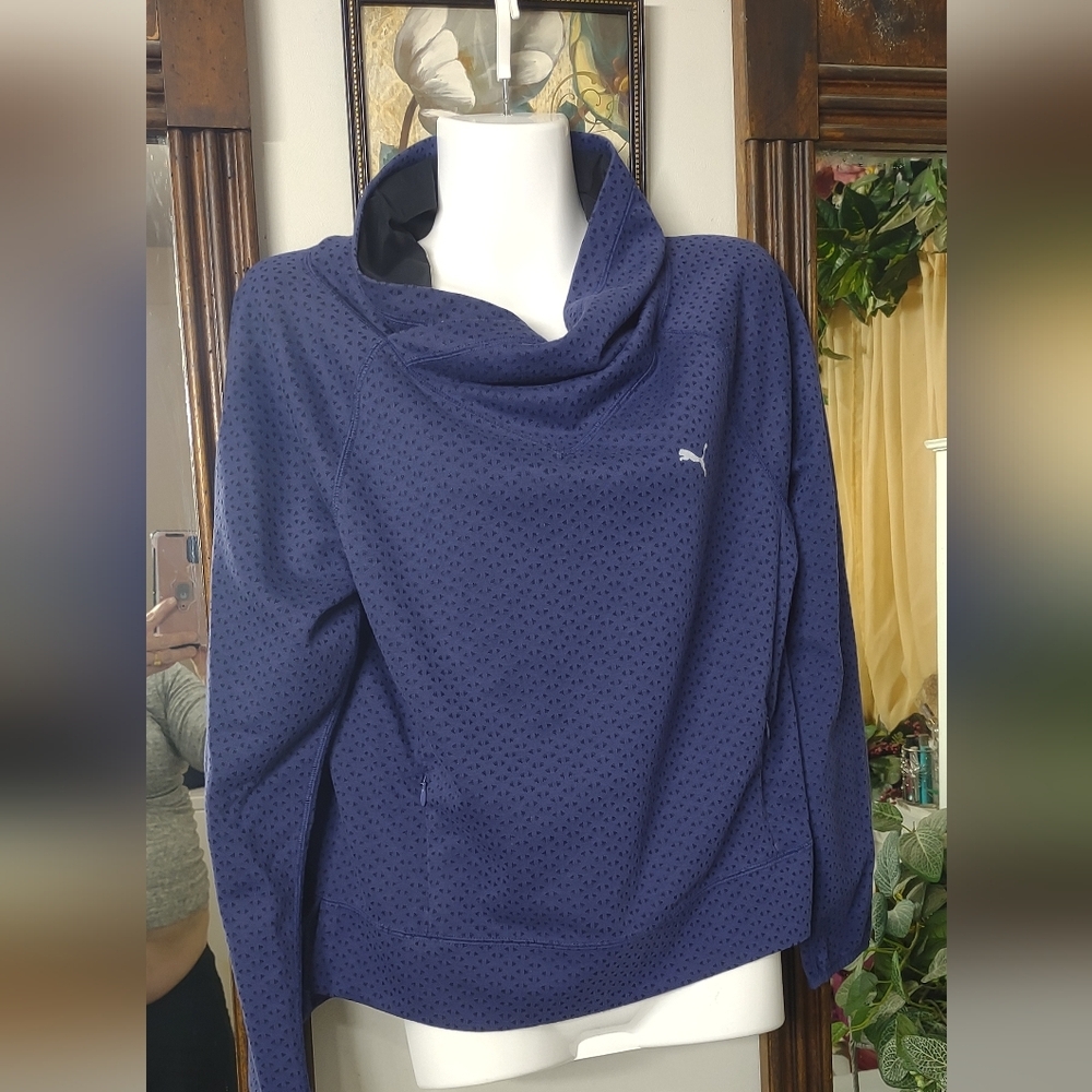Puma sweater for women size M